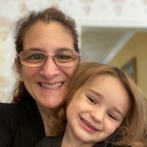 Meet your Posher, Connie